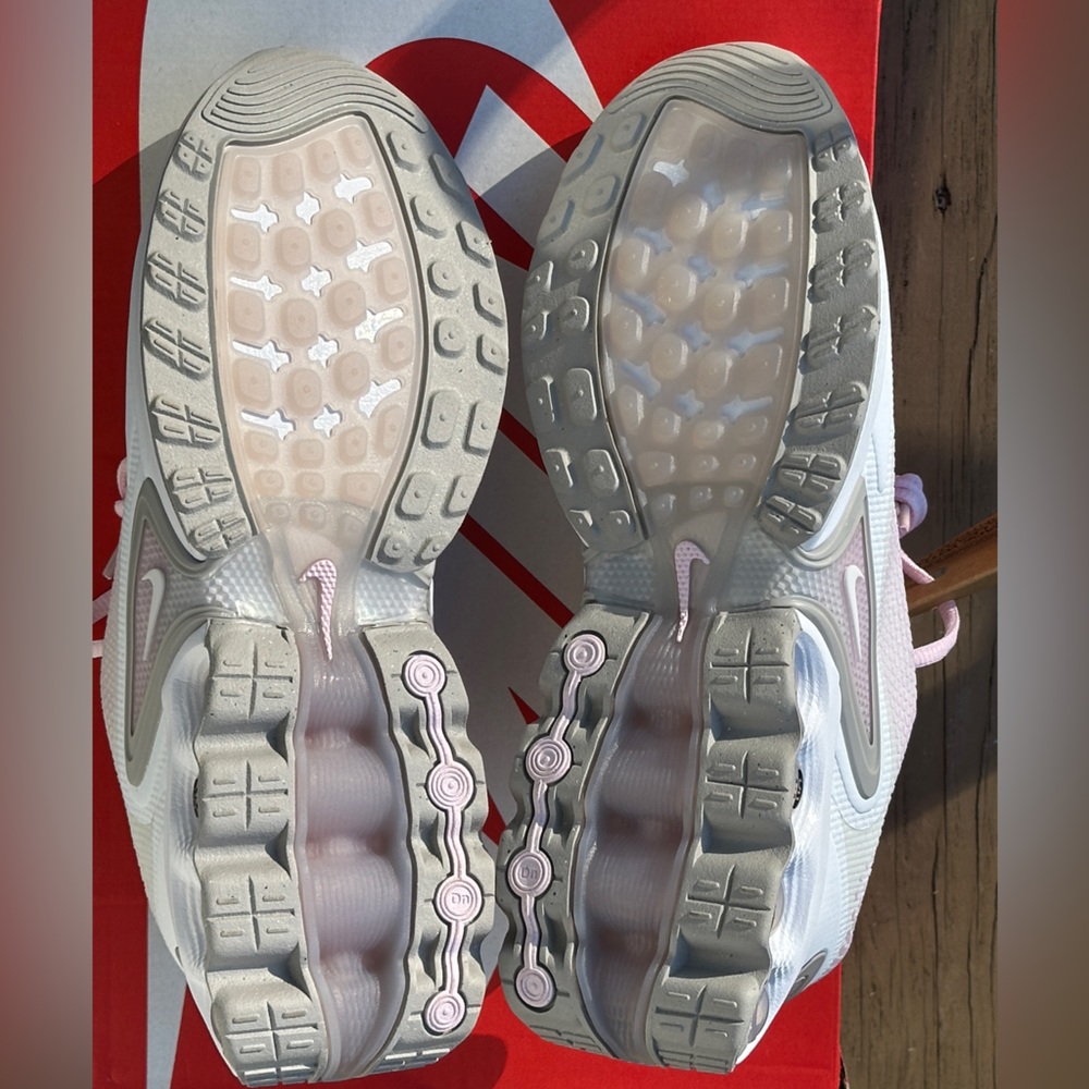 NEW Nike Pink Air Max DN BG Casual Sneaker Size Youth 7 (7Y) ; fits Womens 8.5 - Picture 8 of 9